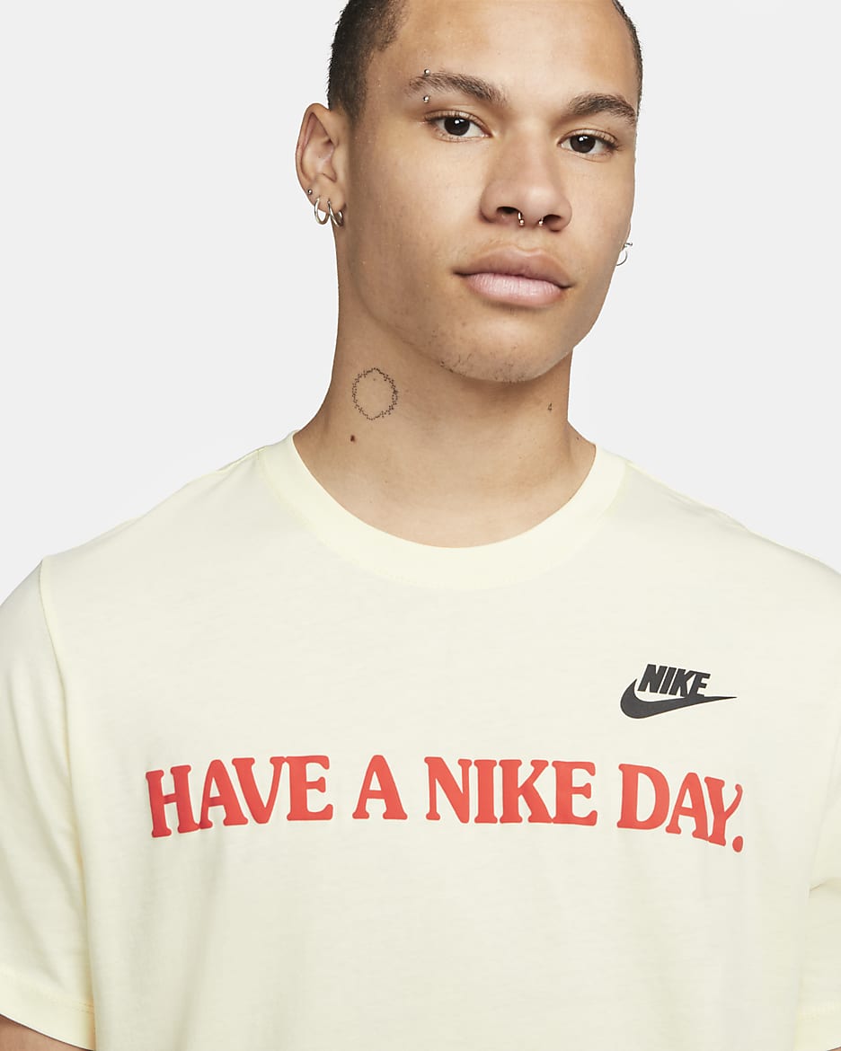 Nike Sportswear Men s T Shirt. Nike PH